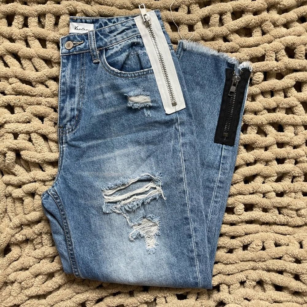 KanCan zipper detail mom fit distressed jeans size 5